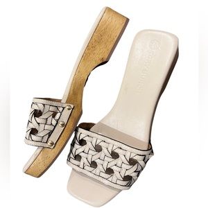 Tory Burch size 9 platform leather basketweave clog sandals